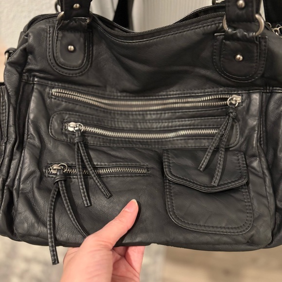 Like ๐! Vintage Style Faux Leather / Vegan Bag - Picture 3 of 15